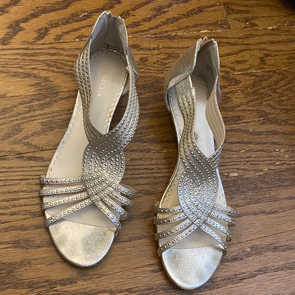 Golden Sandles